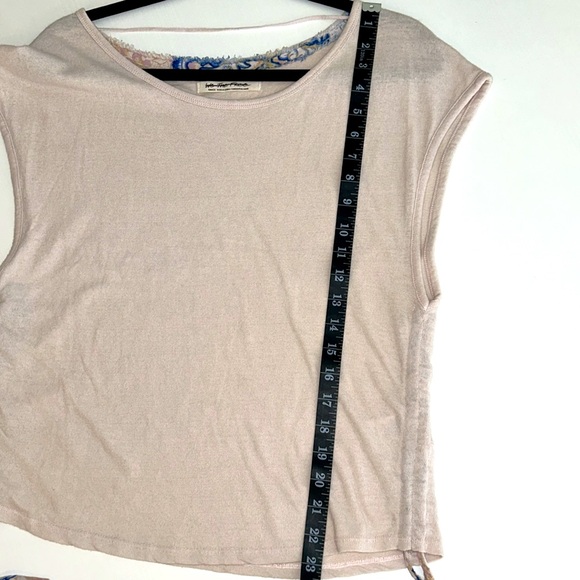 We The Free Women’s Shirt Size Small Sleeveless Bunches up / ties on the sides - Picture 9 of 9